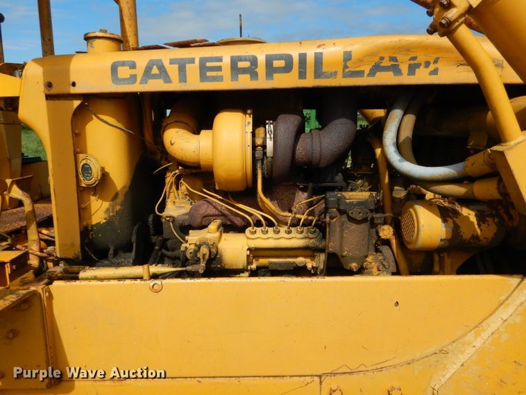 image for item DH6033 1966 Caterpillar D6C dozer