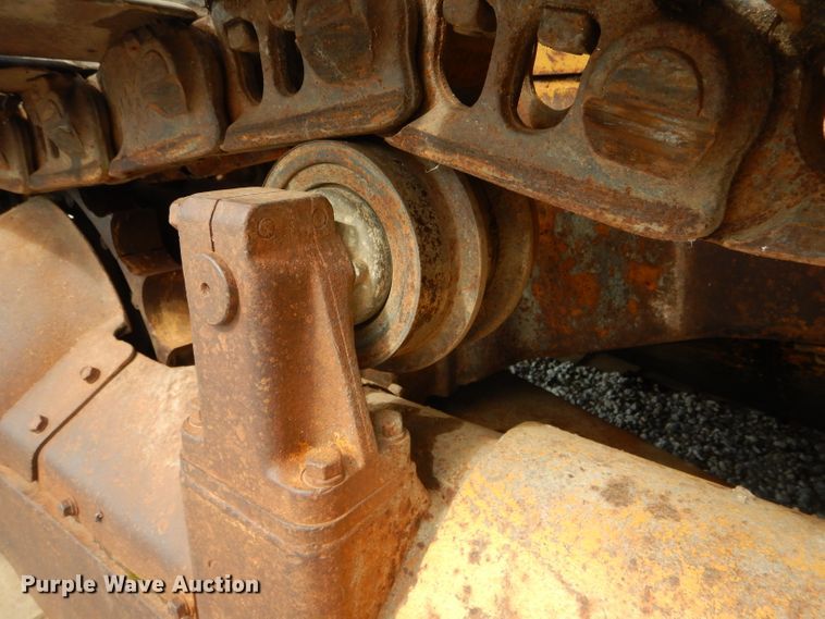 image for item DH6033 1966 Caterpillar D6C dozer