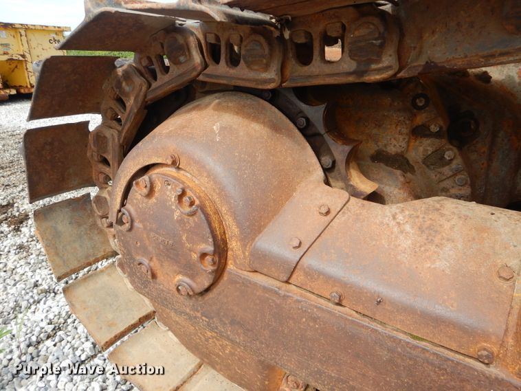 image for item DH6033 1966 Caterpillar D6C dozer