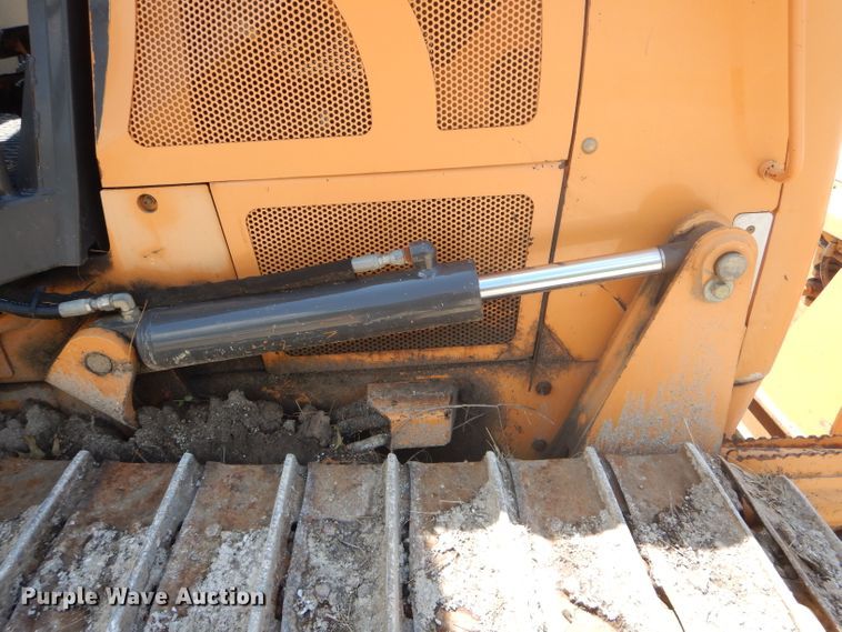 image for item DH6035 2007 Case 650K dozer