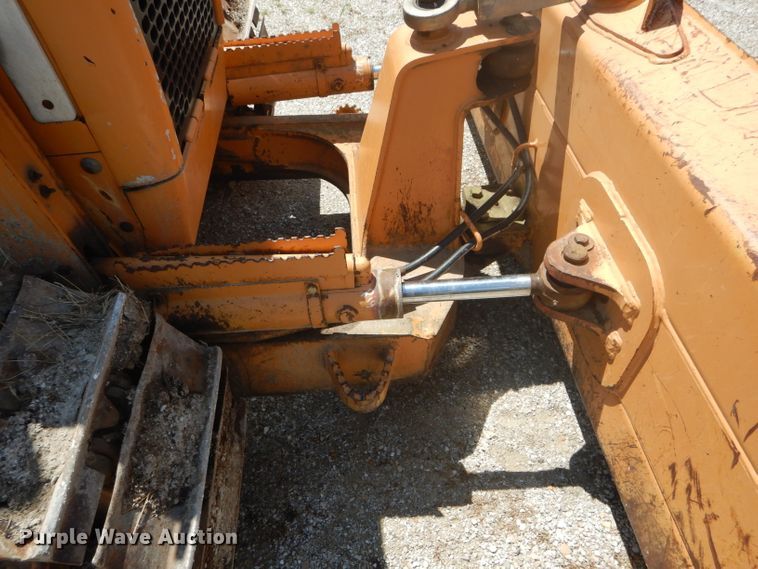 image for item DH6035 2007 Case 650K dozer