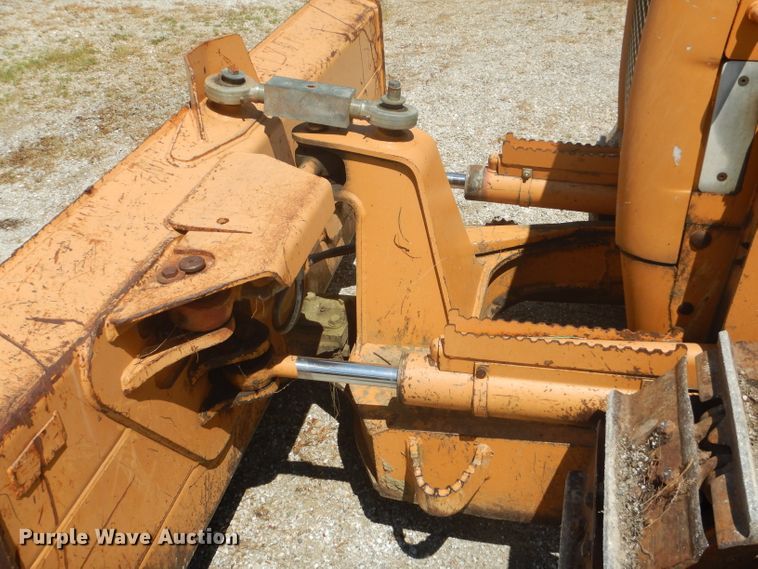 image for item DH6035 2007 Case 650K dozer