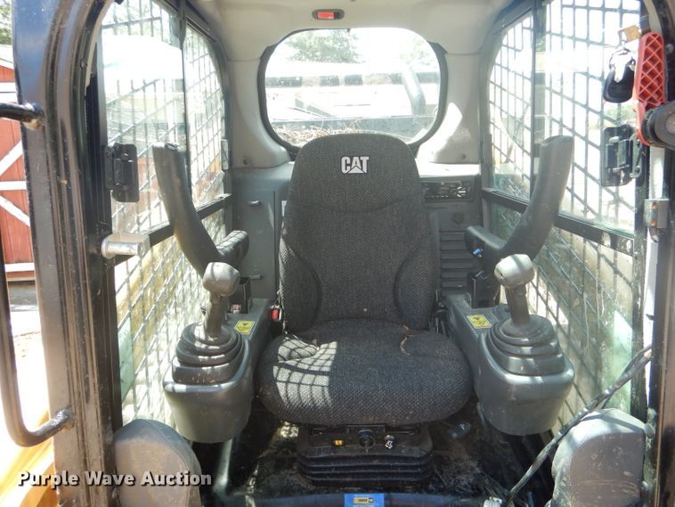 image for item DH6036 2018 Caterpillar 299D2 skid steer