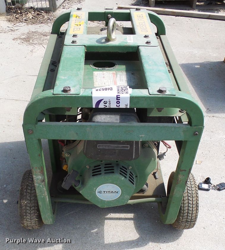 image for item DI0528 Titan 7500 generator