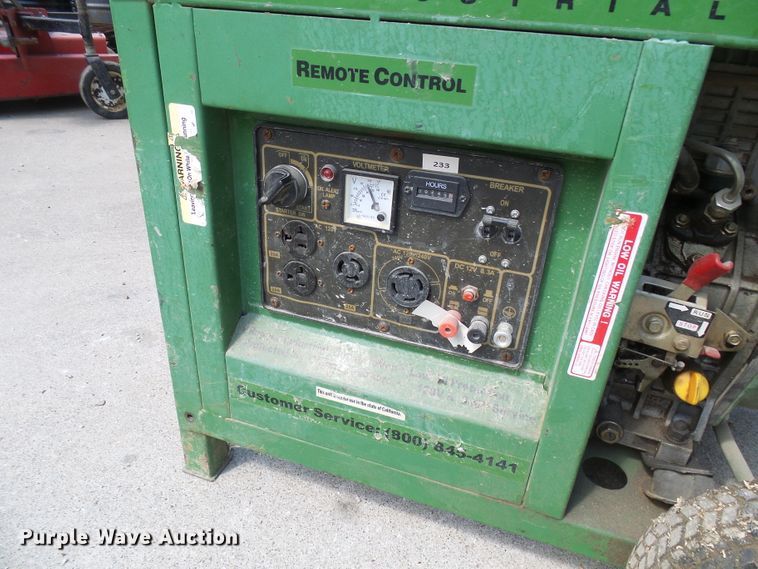 image for item DI0528 Titan 7500 generator