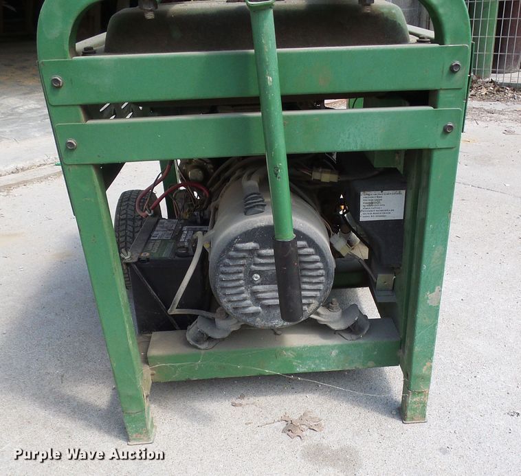 image for item DI0528 Titan 7500 generator