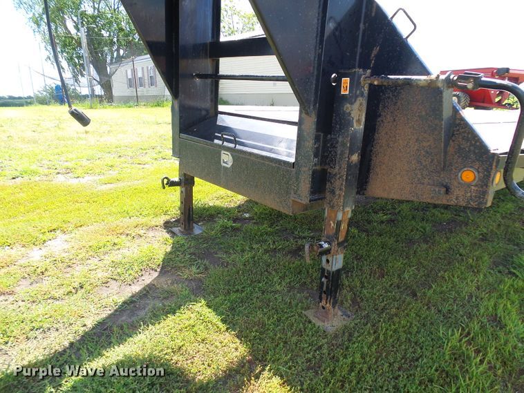 image for item DI0565 2014 Big Tex 22GN equipment trailer