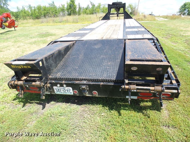 image for item DI0565 2014 Big Tex 22GN equipment trailer