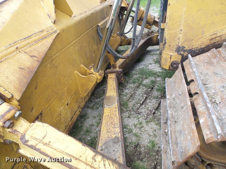 image for item DI0567 2005 Caterpillar D6R XW Series II dozer