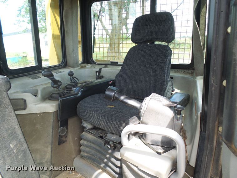 image for item DI0567 2005 Caterpillar D6R XW Series II dozer