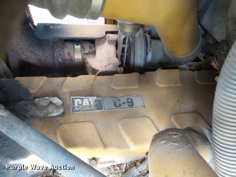 image for item DI0567 2005 Caterpillar D6R XW Series II dozer