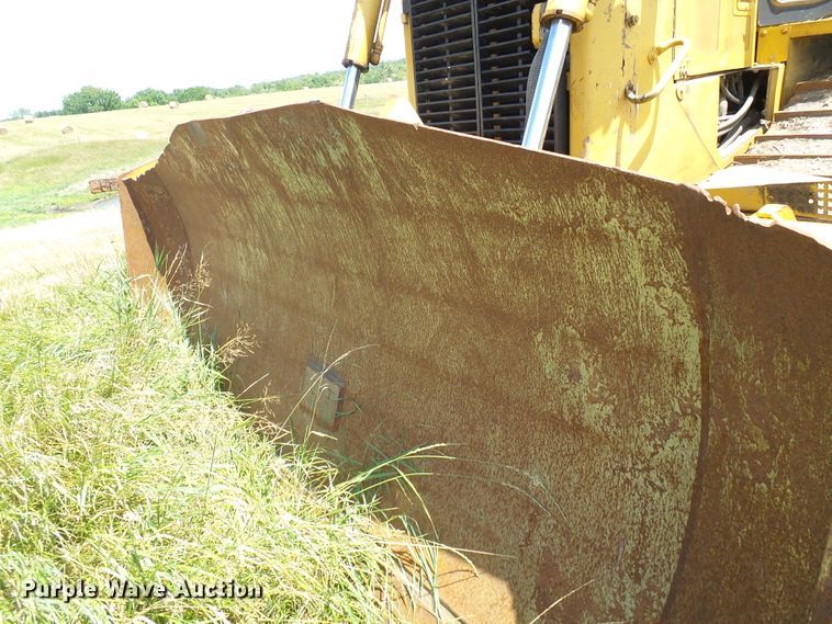 image for item DI0570 2004 Caterpillar D6R XW Series II dozer