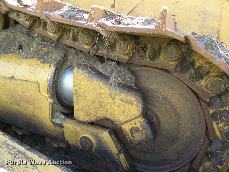 image for item DI0570 2004 Caterpillar D6R XW Series II dozer