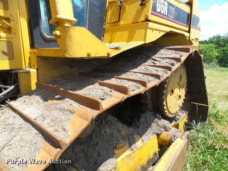 image for item DI0570 2004 Caterpillar D6R XW Series II dozer