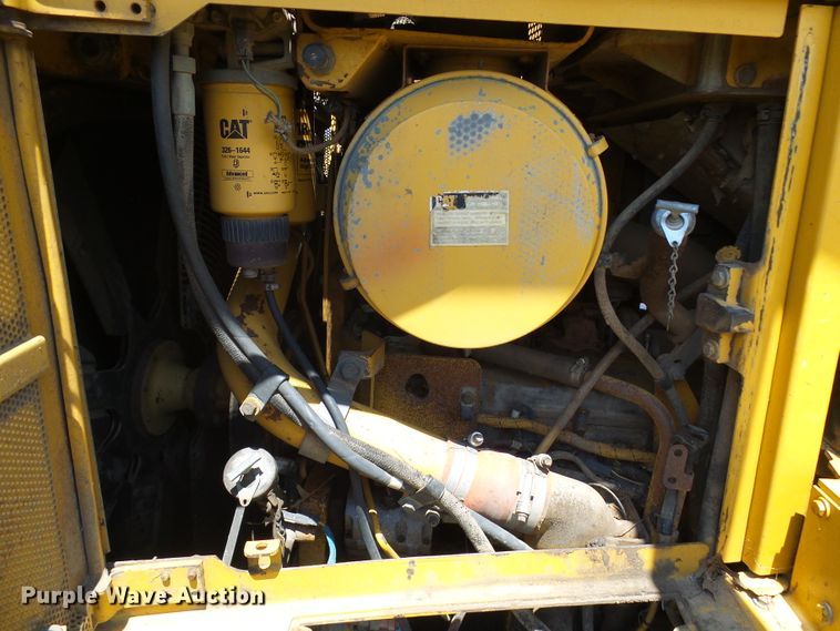 image for item DI0570 2004 Caterpillar D6R XW Series II dozer