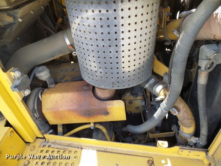 image for item DI0570 2004 Caterpillar D6R XW Series II dozer