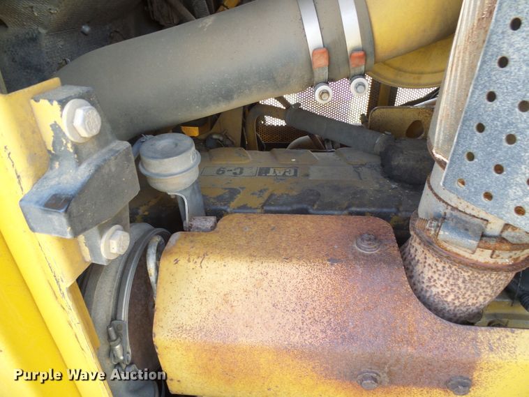 image for item DI0570 2004 Caterpillar D6R XW Series II dozer