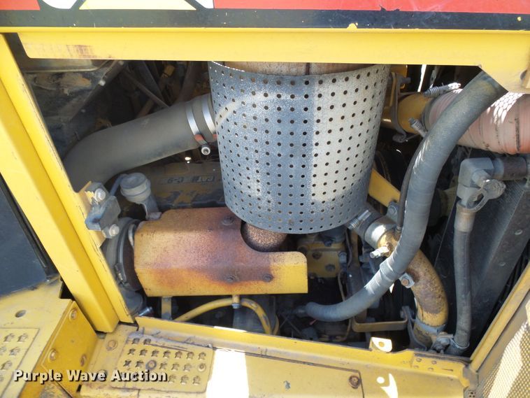 image for item DI0570 2004 Caterpillar D6R XW Series II dozer