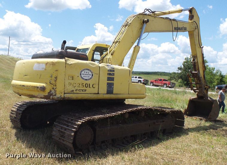 image for item DI0571 1996 Komatsu PC250LC excavator