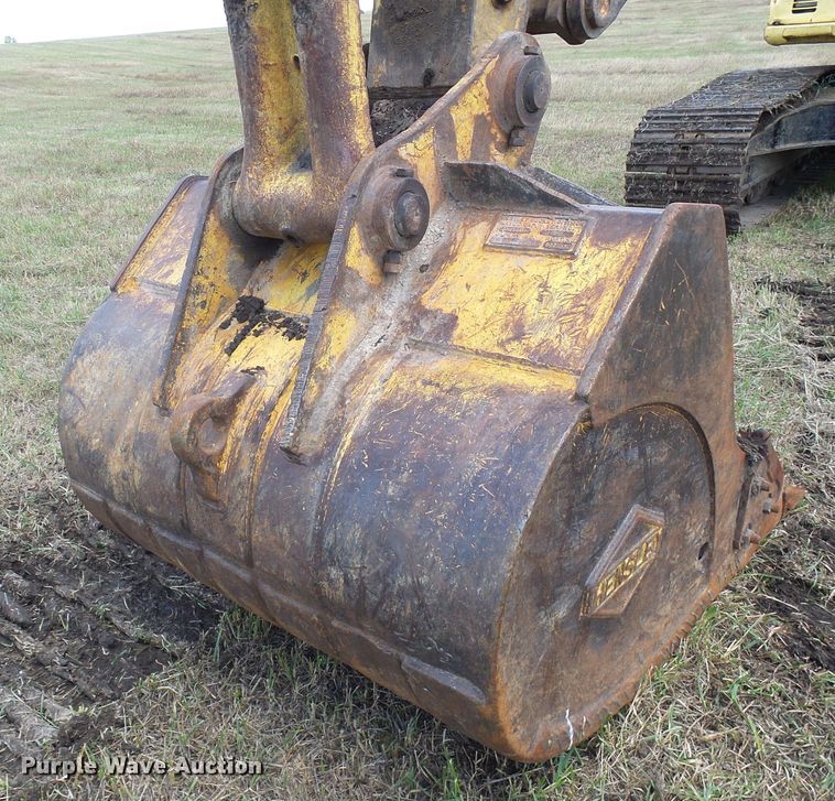 image for item DI0571 1996 Komatsu PC250LC excavator