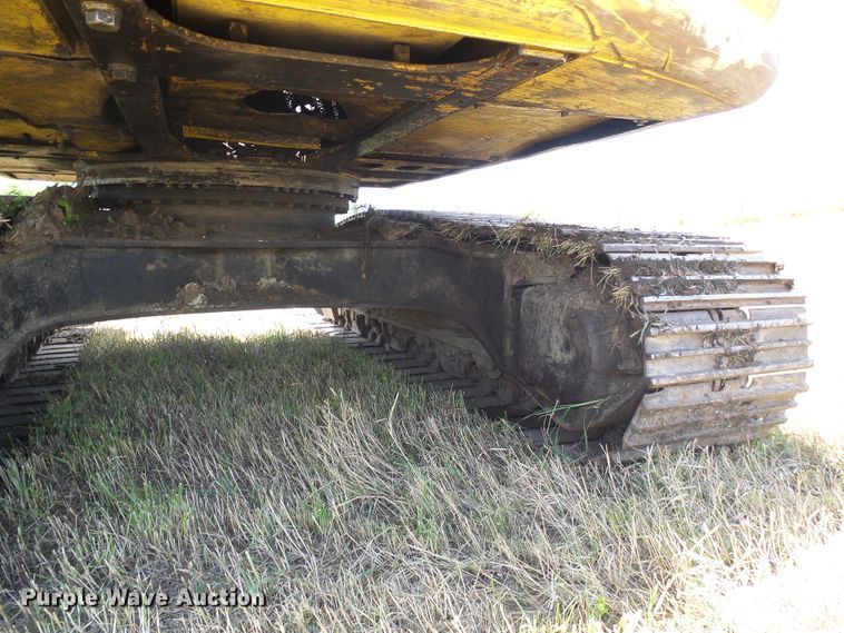 image for item DI0571 1996 Komatsu PC250LC excavator