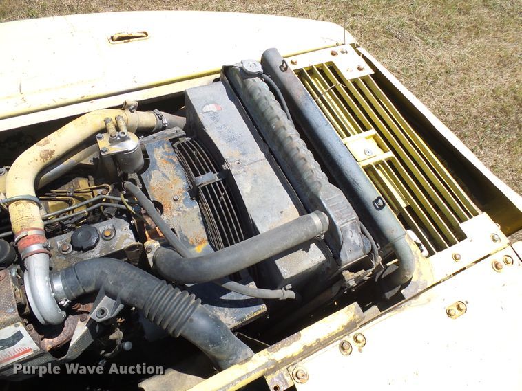 image for item DI0571 1996 Komatsu PC250LC excavator