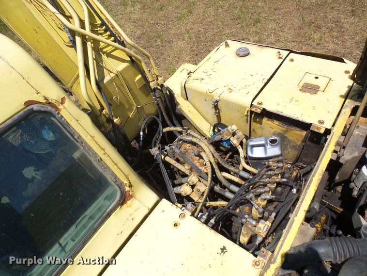 image for item DI0571 1996 Komatsu PC250LC excavator