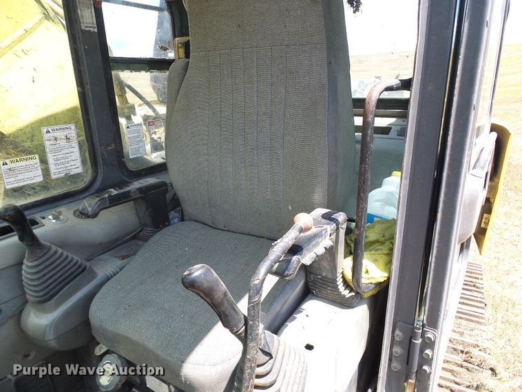 image for item DI0571 1996 Komatsu PC250LC excavator