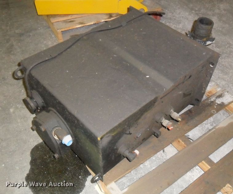 image for item DI9042 Komatsu PC75UU-2 parts