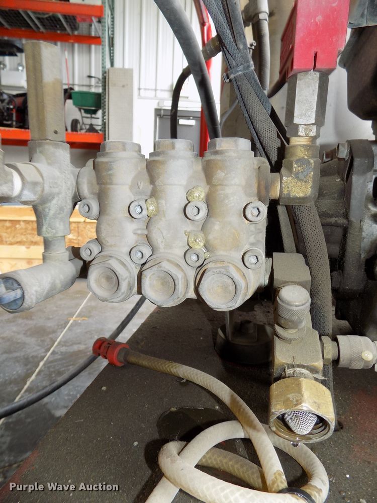 image for item DO9472 Hotsy 1075SSE pressure washer