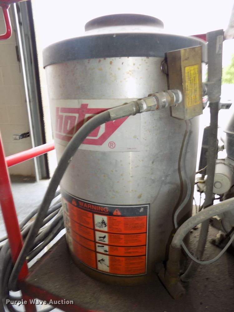 image for item DO9472 Hotsy 1075SSE pressure washer