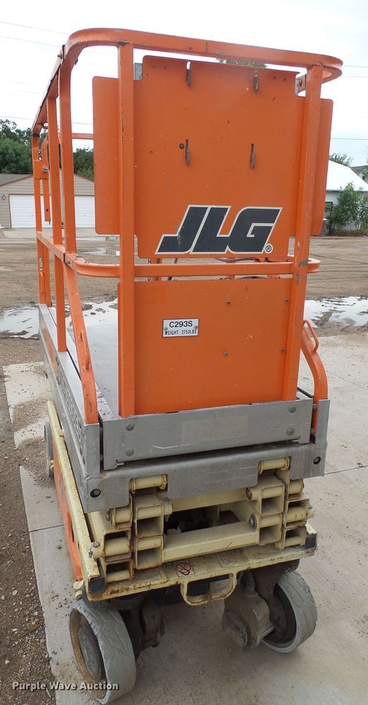 image for item DX9196 2005 JLG 1930ES scissor lift