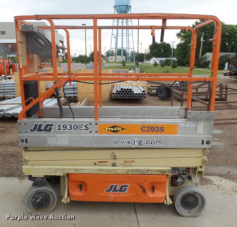 image for item DX9196 2005 JLG 1930ES scissor lift