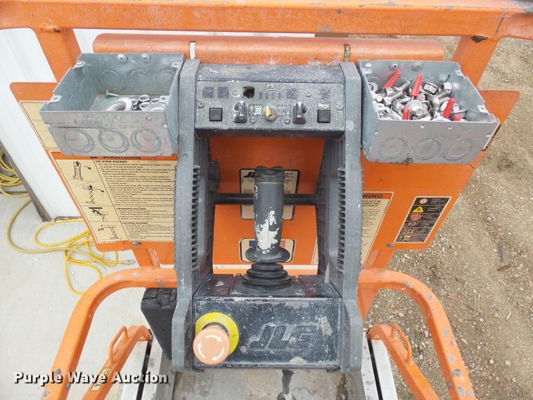 image for item DX9196 2005 JLG 1930ES scissor lift