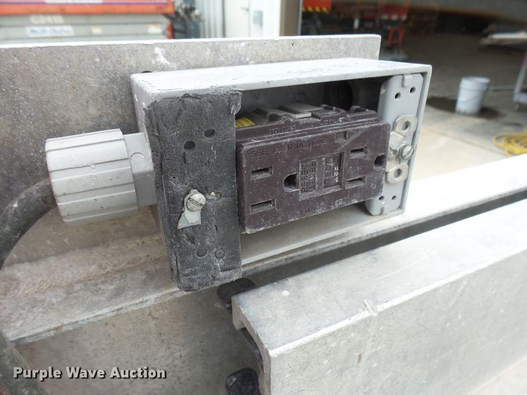 image for item DX9196 2005 JLG 1930ES scissor lift