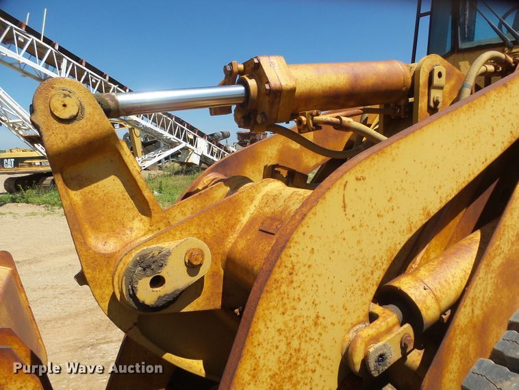 image for item DX9202 1991 Caterpillar 936E wheel loader