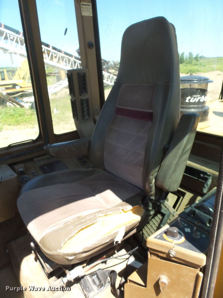 image for item DX9202 1991 Caterpillar 936E wheel loader