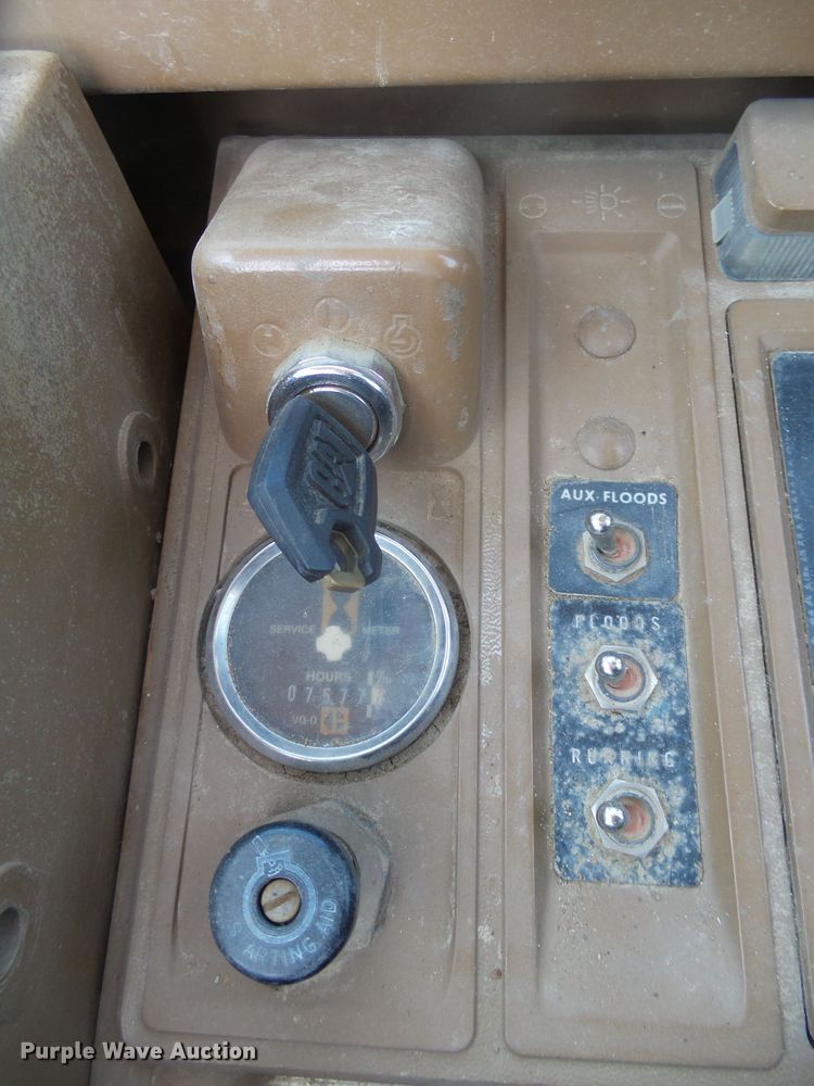 image for item DX9202 1991 Caterpillar 936E wheel loader