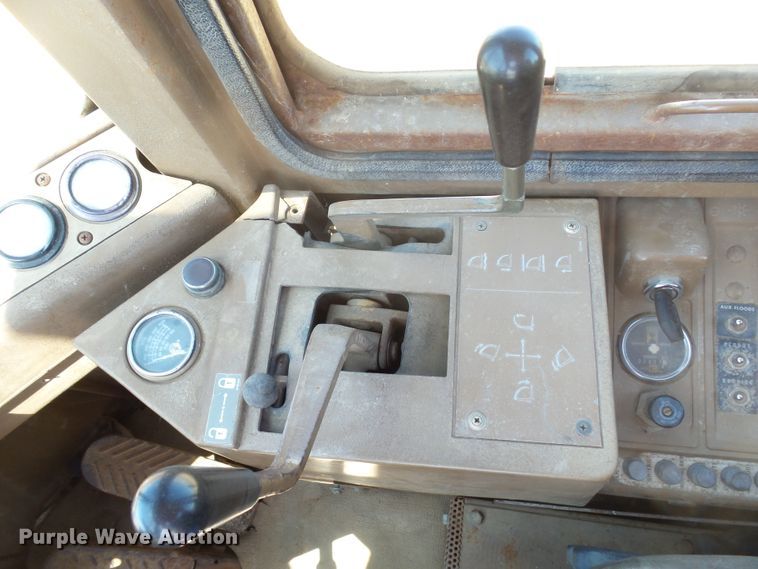 image for item DX9202 1991 Caterpillar 936E wheel loader