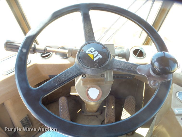 image for item DX9202 1991 Caterpillar 936E wheel loader