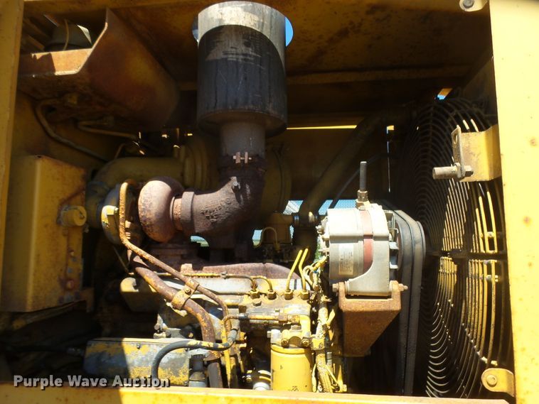 image for item DX9202 1991 Caterpillar 936E wheel loader