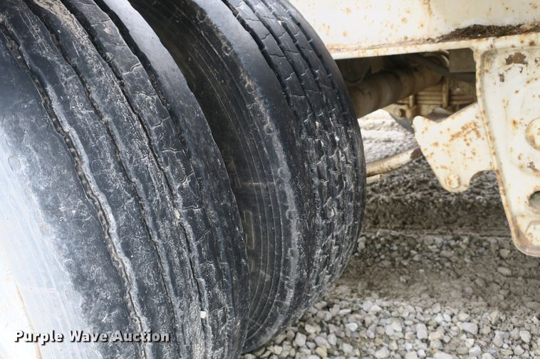 image for item EA9336 1996 Holeden HCZ40KT equipment trailer