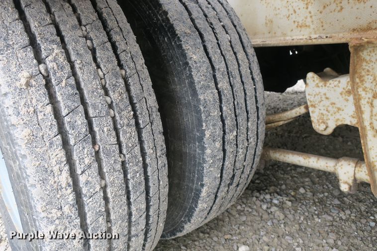 image for item EA9336 1996 Holeden HCZ40KT equipment trailer