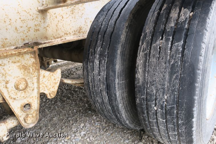 image for item EA9336 1996 Holeden HCZ40KT equipment trailer