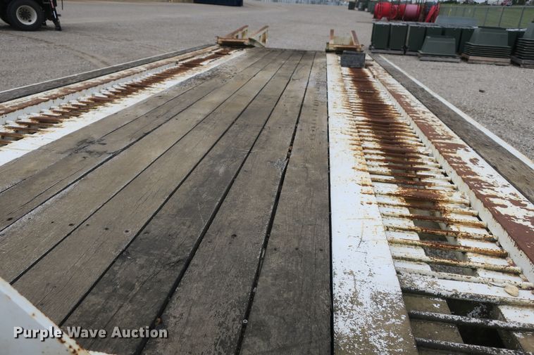 image for item EA9336 1996 Holeden HCZ40KT equipment trailer