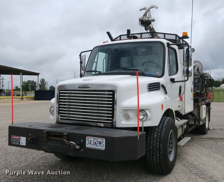 image for item EA9337 2009 Freightliner Business Class M2 pressure digger truck