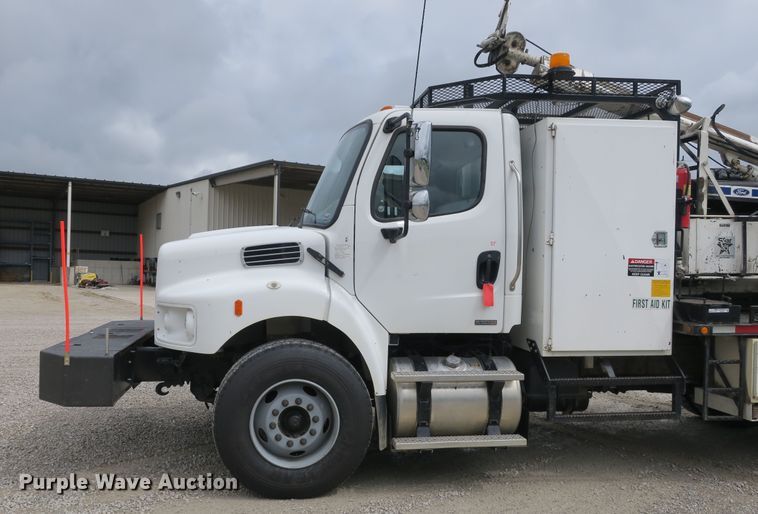 image for item EA9337 2009 Freightliner Business Class M2 pressure digger truck