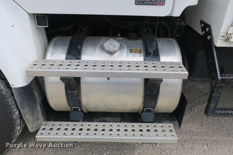 image for item EA9337 2009 Freightliner Business Class M2 pressure digger truck