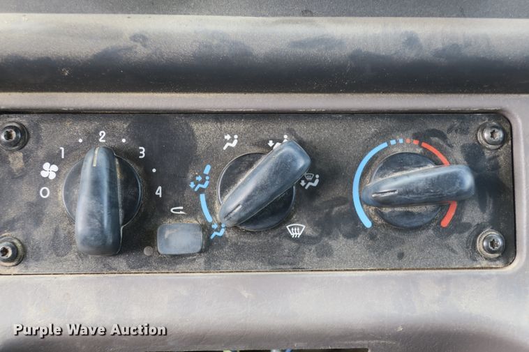 image for item EA9337 2009 Freightliner Business Class M2 pressure digger truck