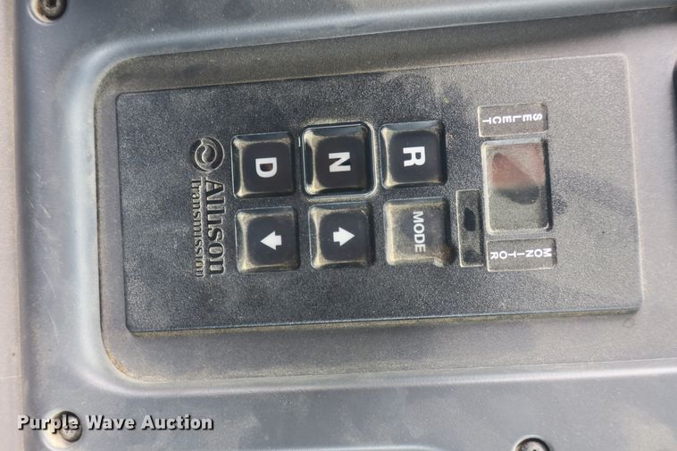 image for item EA9337 2009 Freightliner Business Class M2 pressure digger truck